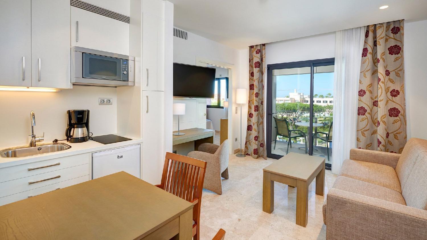 Hipotels Barrosa Garden Hotel